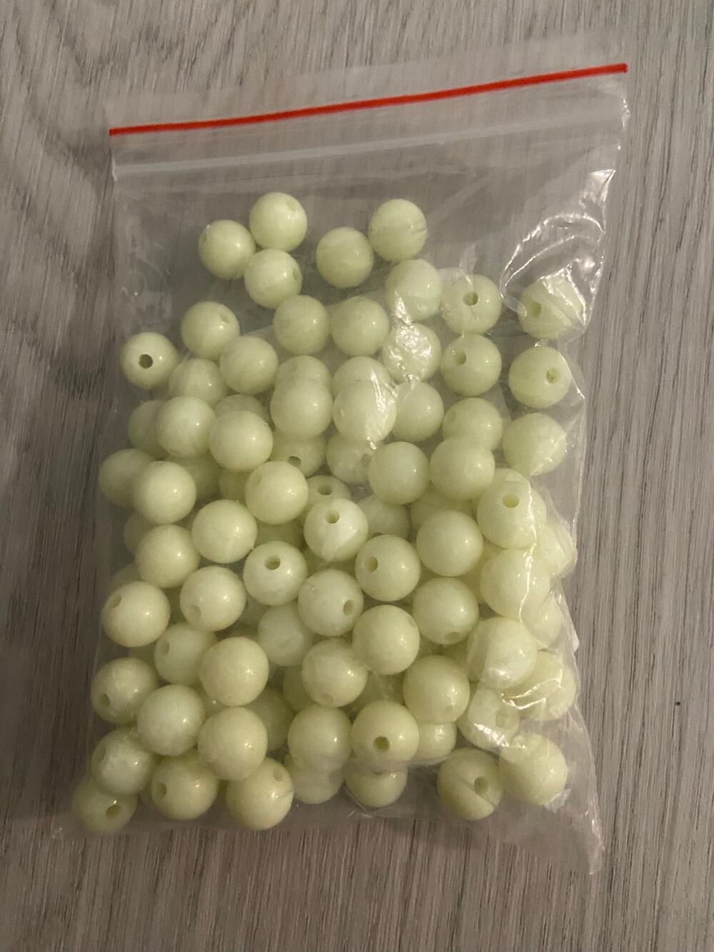 50 piece 10 mm glow in the dark beads